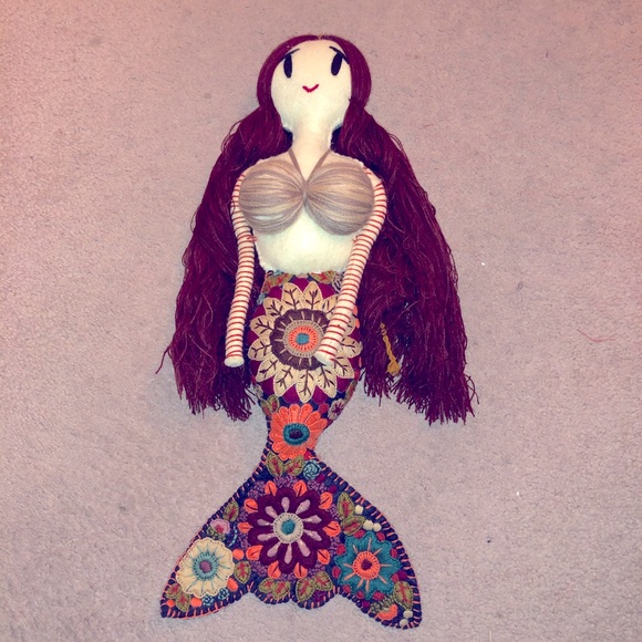 NWOT Mermaid - Picture 2 of 2